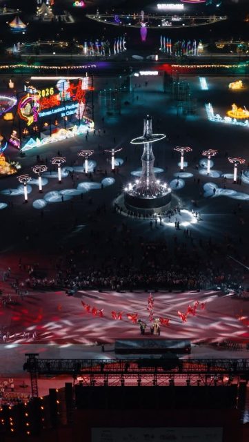 ✨ Wenn Taiwan leuchtet, beginnt eines der spektakulärsten Lichterfeste der Welt. 
Beim Taiwan Lantern Festival in Chiayi verwandeln hunderte kunstvolle Lichtinstallationen die Stadt in ein riesiges Open-Air-Kunstwerk.
Über 600 Laternenkunstwerke, beeindruckende Shows und kreative Installationen bringen Besucher aus aller Welt zum Staunen. 
Noch bis 15. März könnt ihr dieses besondere Festival erleben. 
🌏 Ein Fest, das Tradition, Kunst und Innovation verbindet – und Taiwan in einem ganz besonderen Licht zeigt. 
#TaiwanUrlaub #ErlebeTaiwan #TaiwanLanternFestival #Chiayi #LightFestival